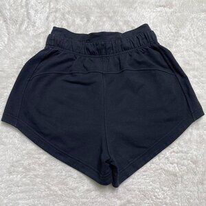 Lululemon #LW7BDRS Women's Black Inner Glow Shorts Size 2